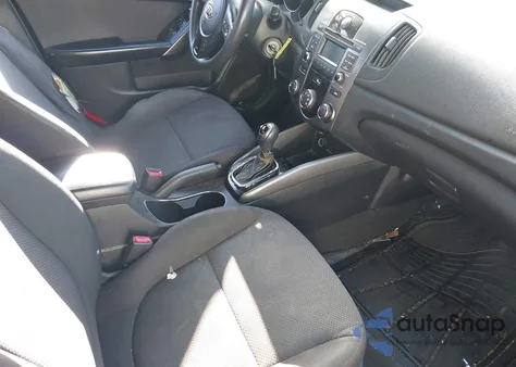 2013 Kia Forte Ex z USA, uszkodzony, nr VIN KNAFU4A26D5713271